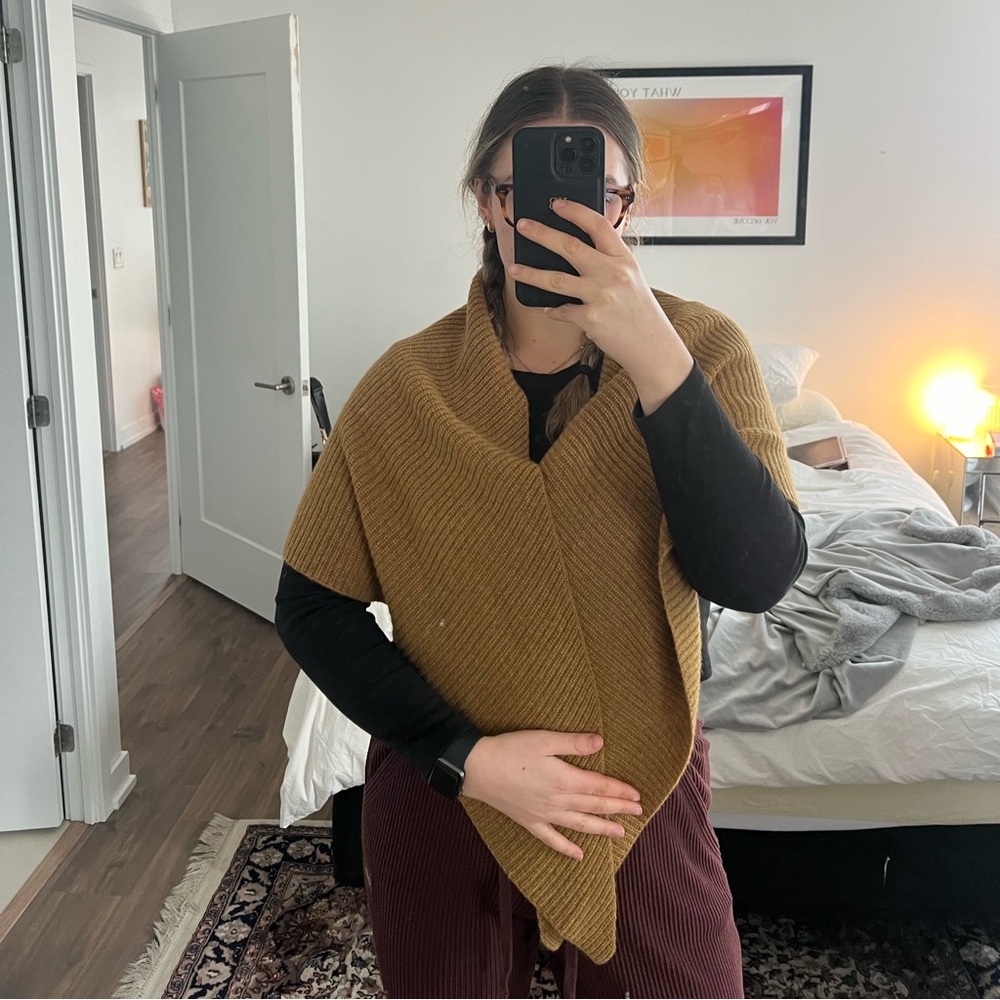 Bonpoint x Vanessa Seward Cashmere Scarf / Shawl